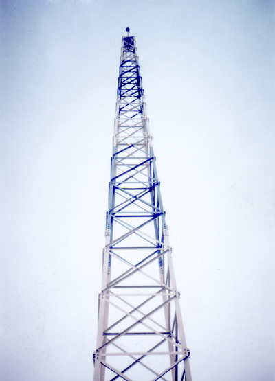 Konstruksi Menara Baja