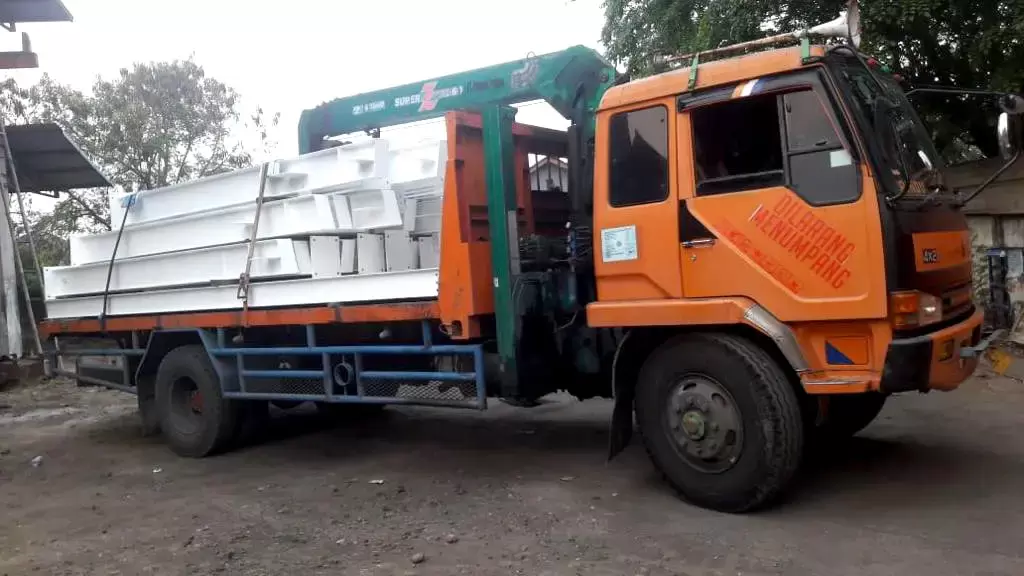 jasa truck crane flatbed  kapasitas 3 Ton