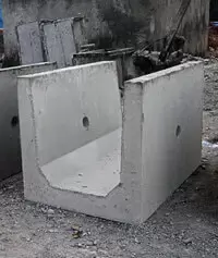 persiapan material pondasi beton